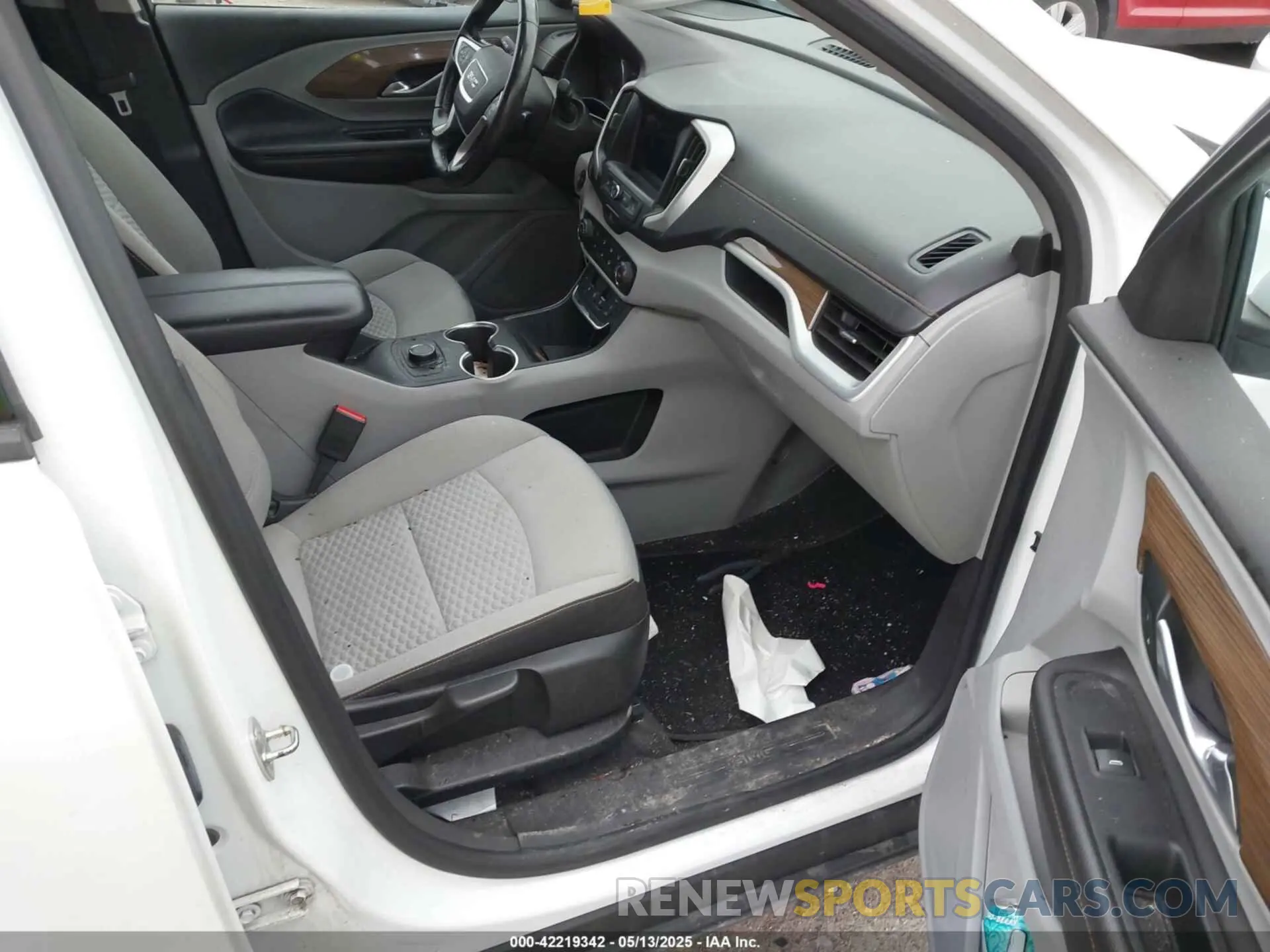 5 fotografías del automóvil dañado 3GKALMEV7KL237988 GMC TERRAIN 2019
