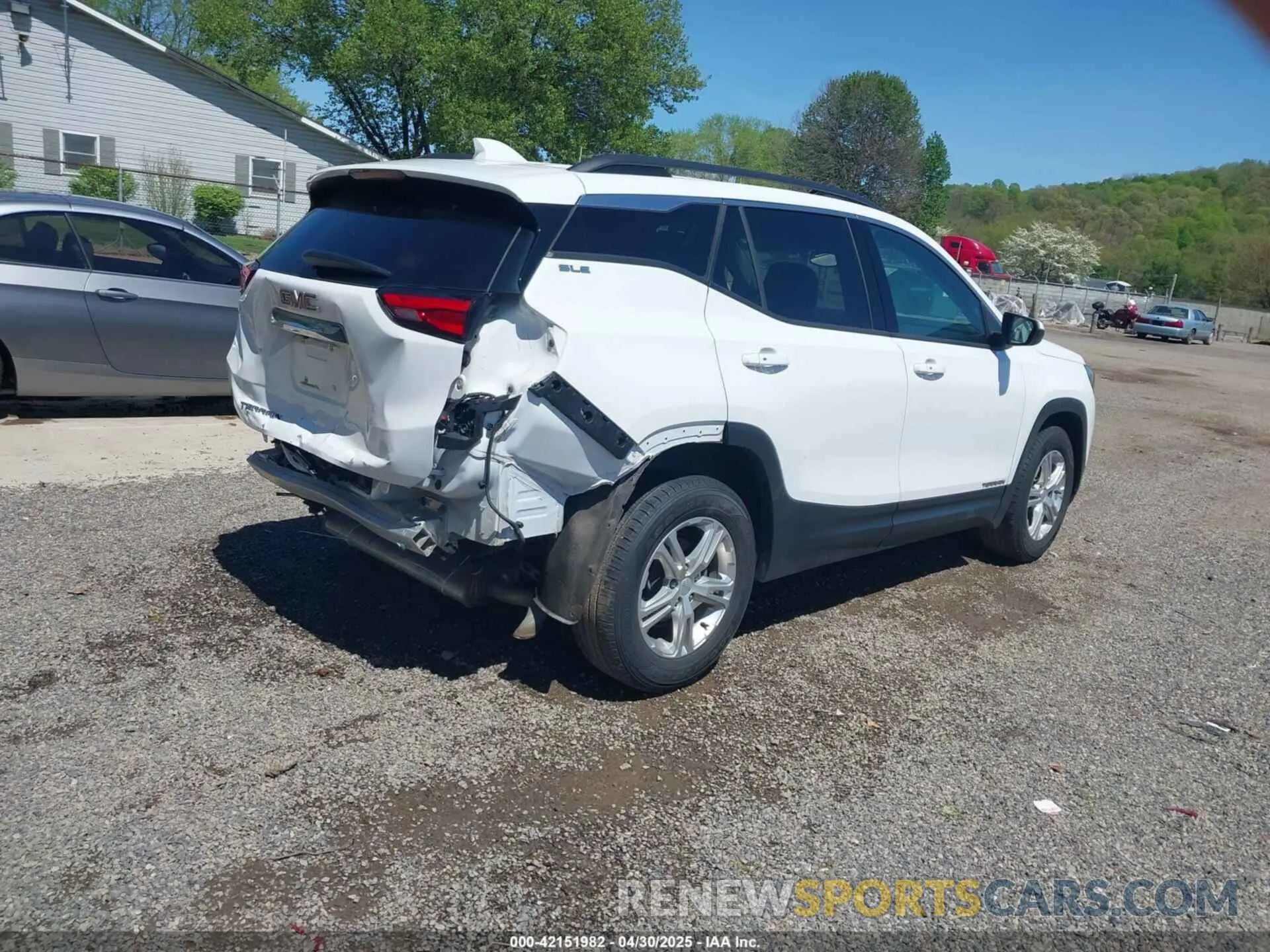 4 fotografías del automóvil dañado 3GKALMEV7KL367026 GMC TERRAIN 2019