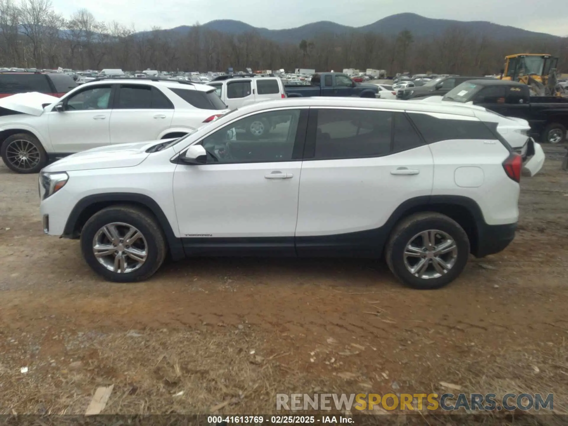 14 fotografías del automóvil dañado 3GKALMEV8KL114328 GMC TERRAIN 2019