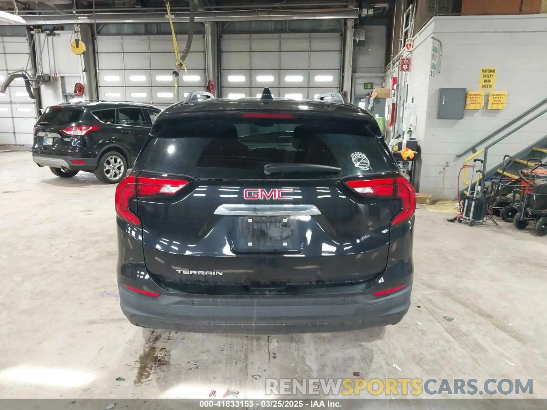 16 fotografías del automóvil dañado 3GKALMEV8KL364071 GMC TERRAIN 2019