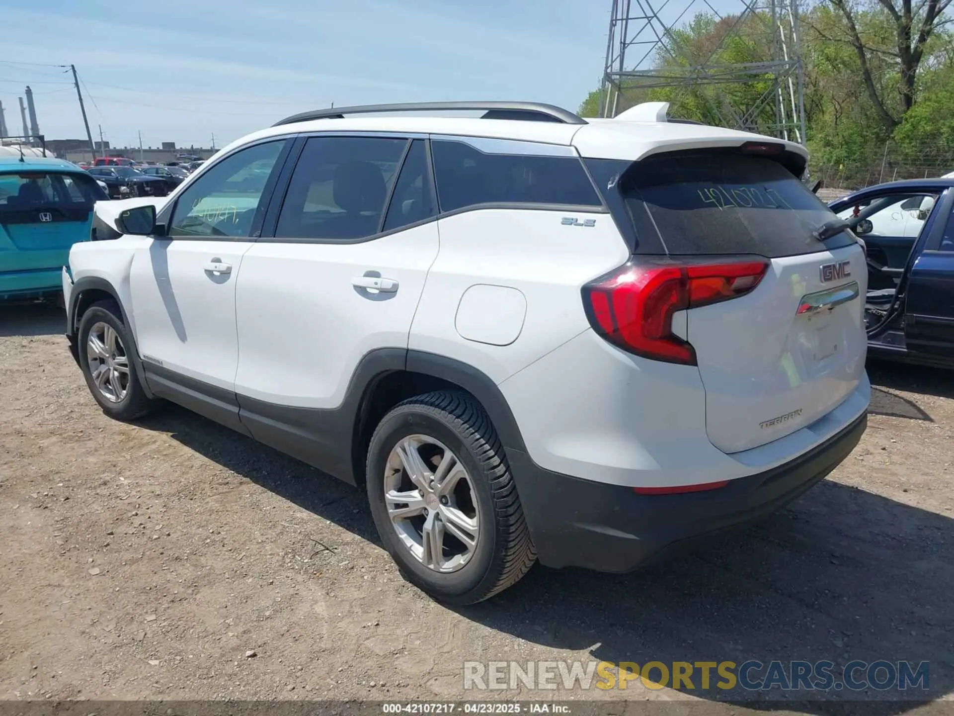 3 fotografías del automóvil dañado 3GKALMEV9KL145779 GMC TERRAIN 2019