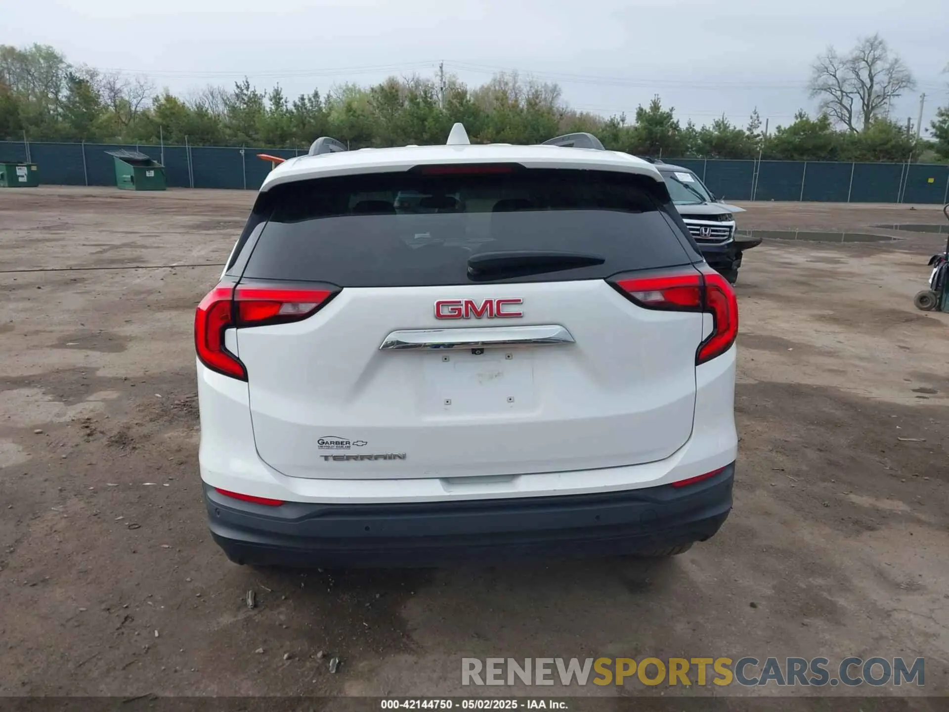 16 fotografías del automóvil dañado 3GKALMEV9KL288361 GMC TERRAIN 2019
