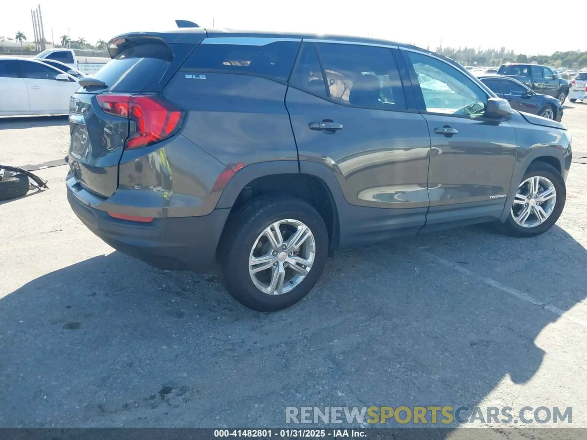 4 fotografías del automóvil dañado 3GKALMEVXKL390915 GMC TERRAIN 2019