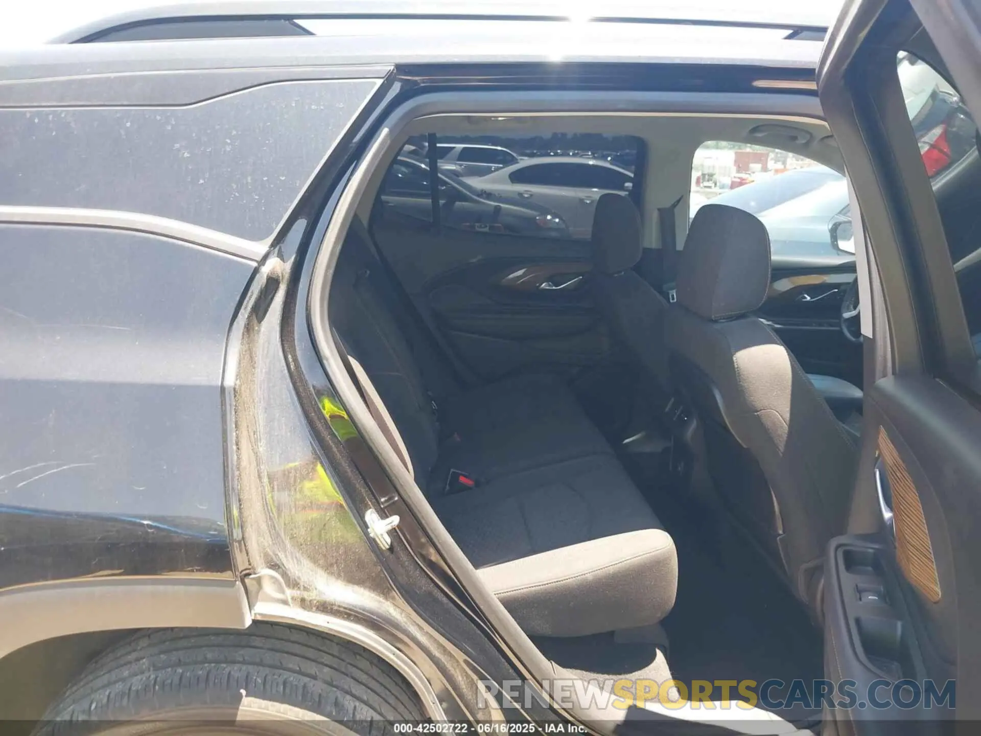8 fotografías del automóvil dañado 3GKALMEX2KL122121 GMC TERRAIN 2019
