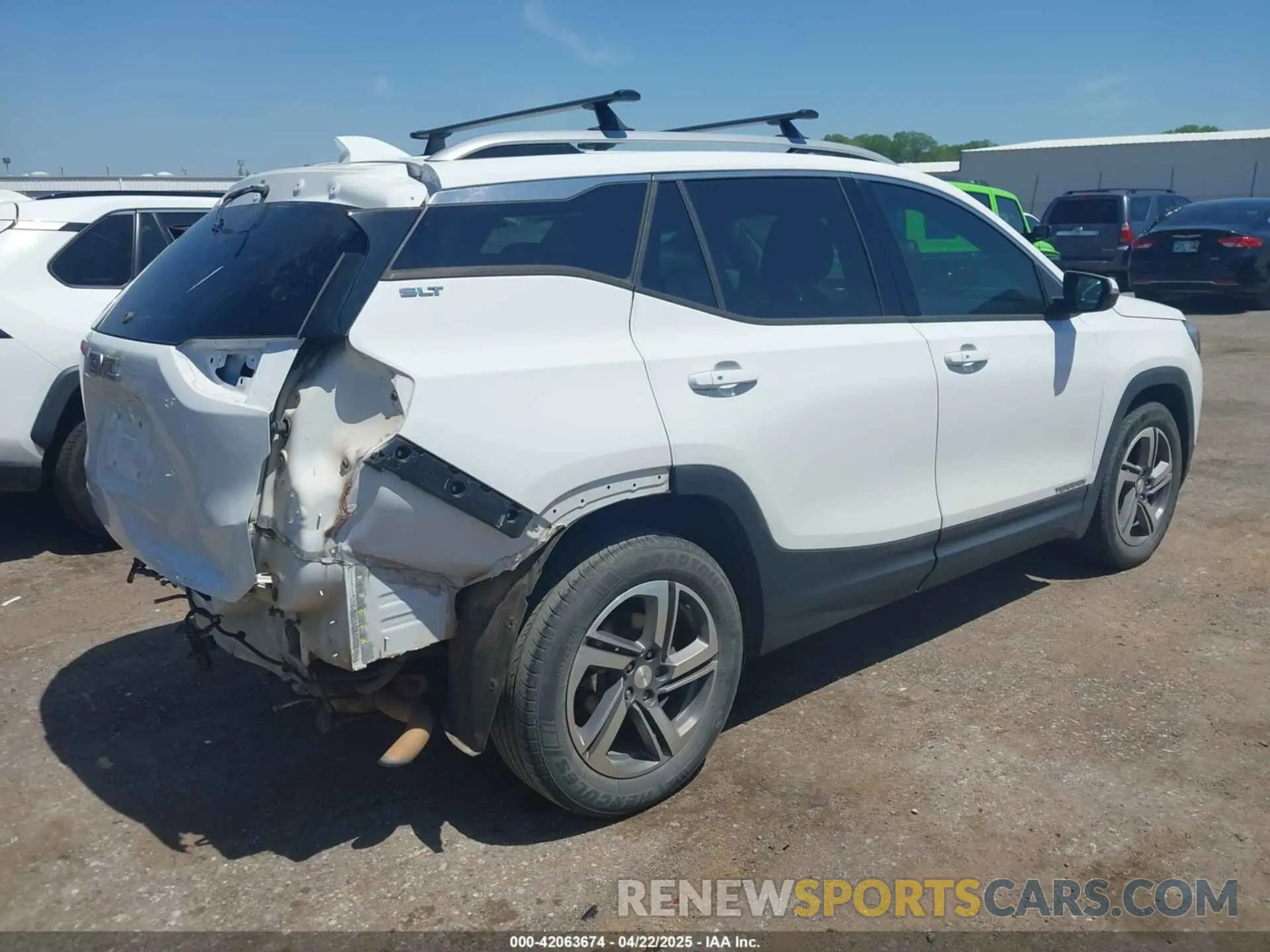 4 fotografías del automóvil dañado 3GKALPEV2KL351723 GMC TERRAIN 2019