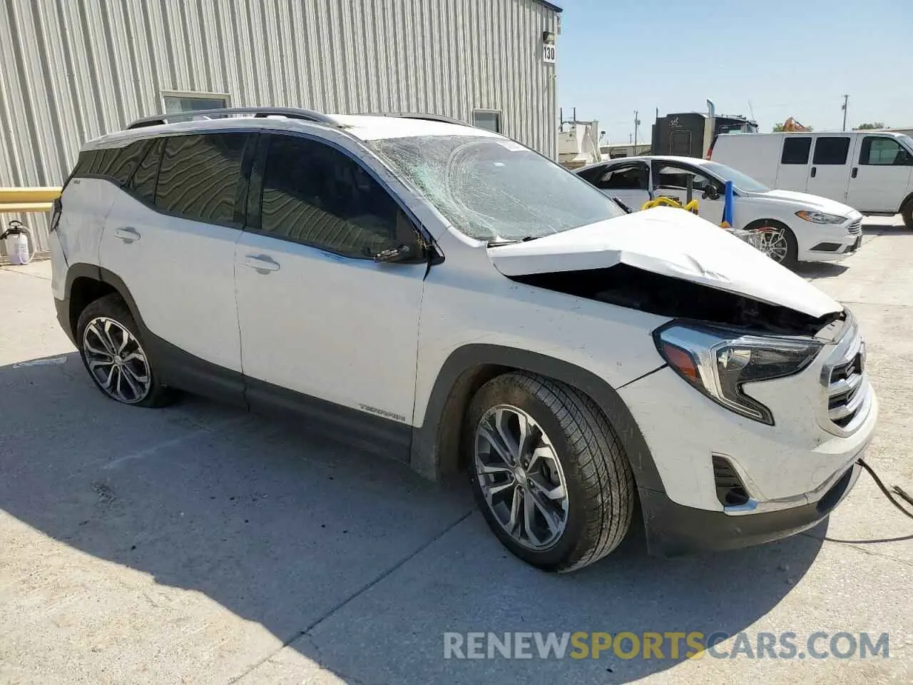4 fotografías del automóvil dañado 3GKALPEV5KL164556 GMC TERRAIN 2019