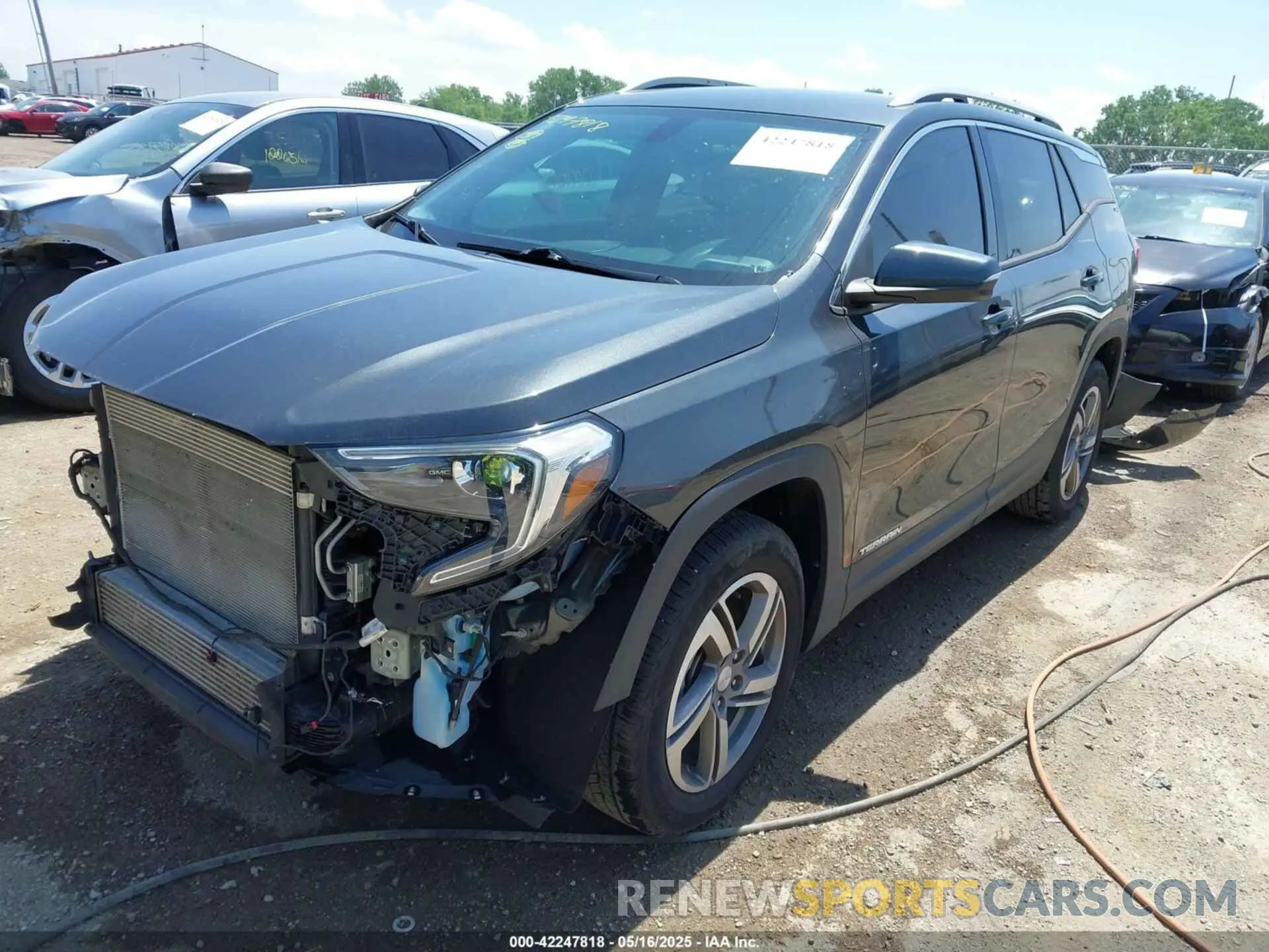2 fotografías del automóvil dañado 3GKALPEV6KL146759 GMC TERRAIN 2019