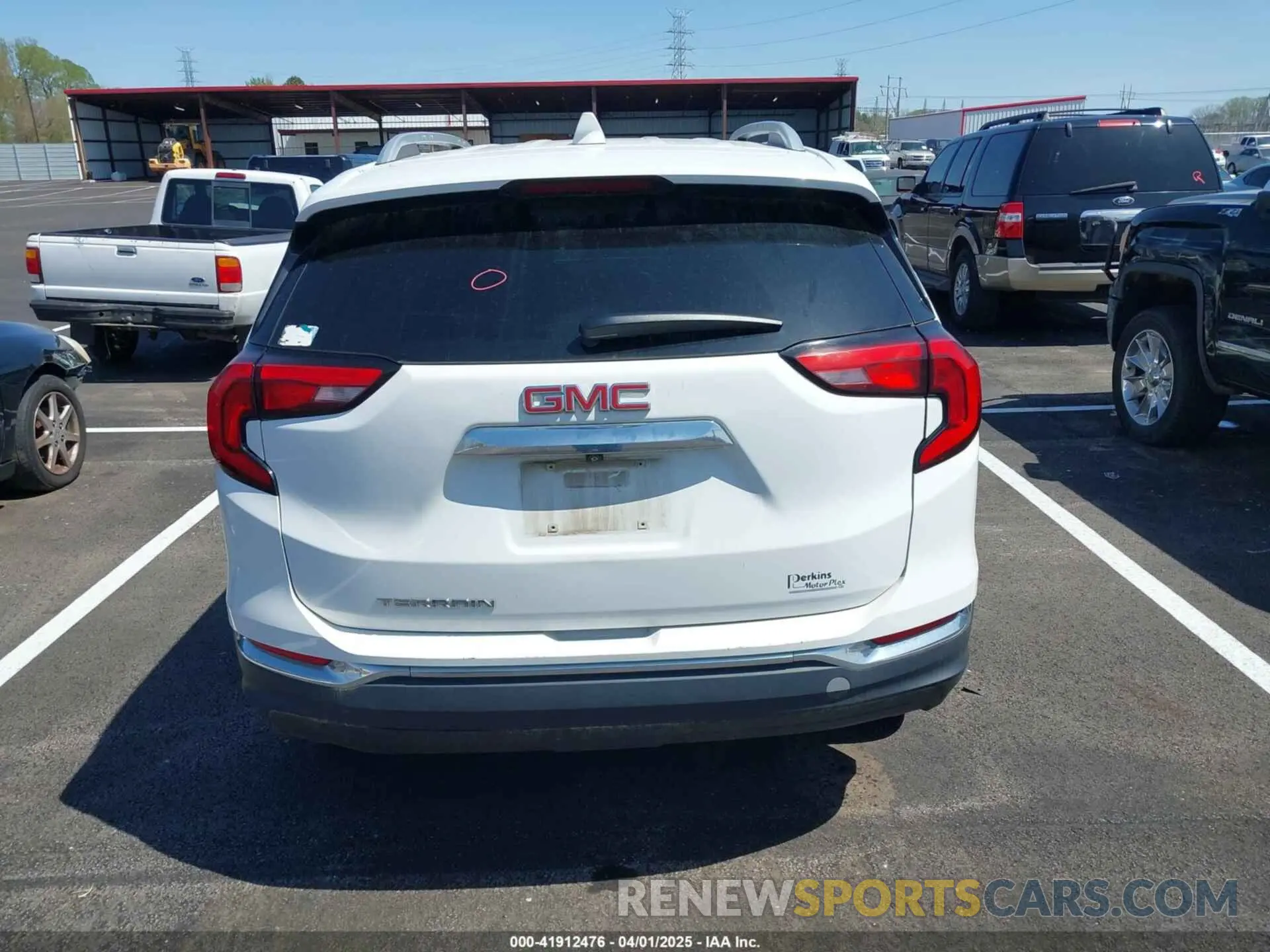 16 fotografías del automóvil dañado 3GKALPEV9KL201320 GMC TERRAIN 2019
