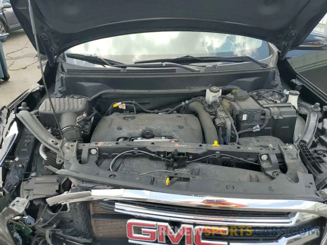 12 fotografías del automóvil dañado 3GKALPEX8KL210348 GMC TERRAIN 2019