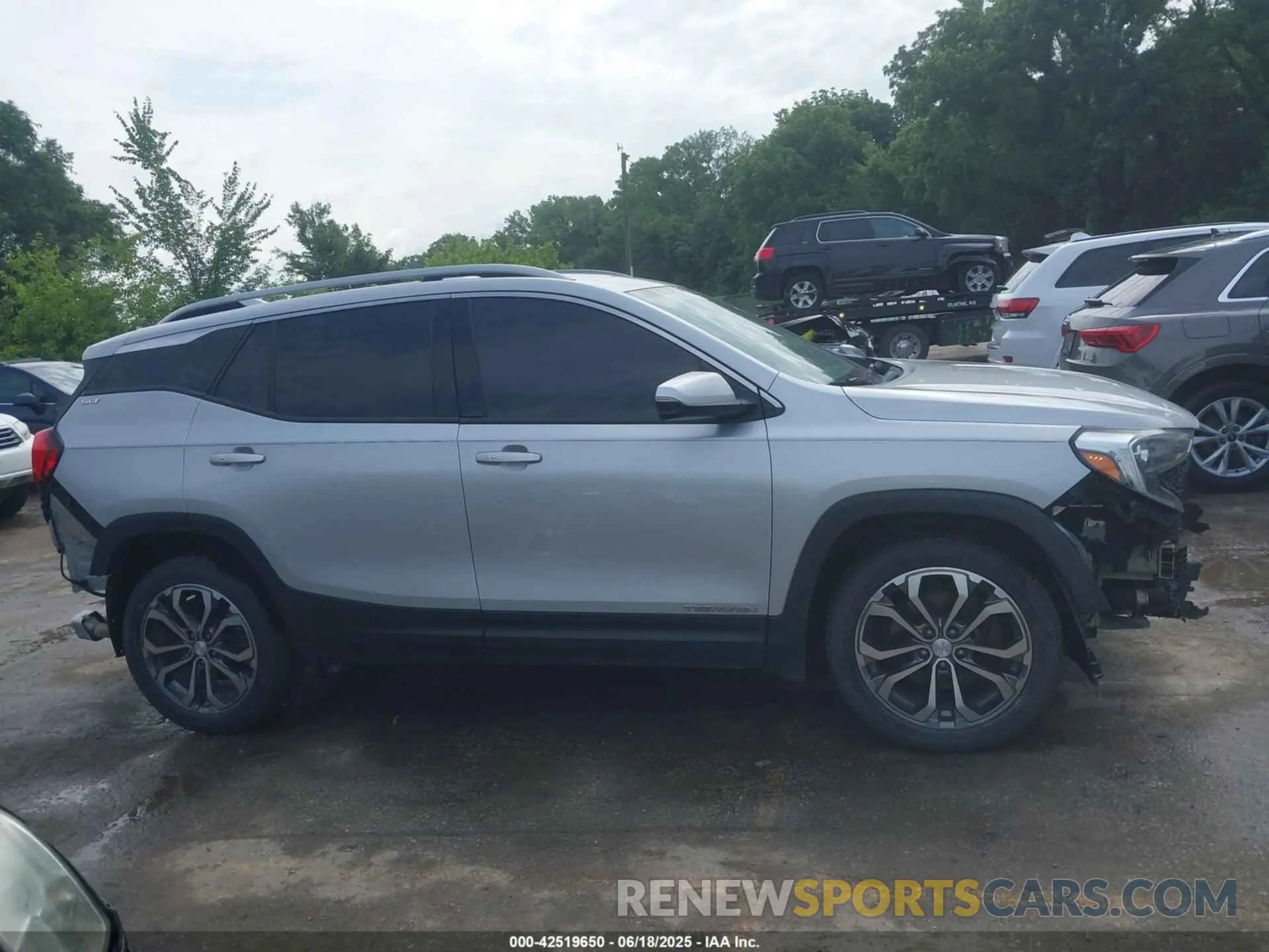 14 fotografías del automóvil dañado 3GKALPEX8KL295756 GMC TERRAIN 2019
