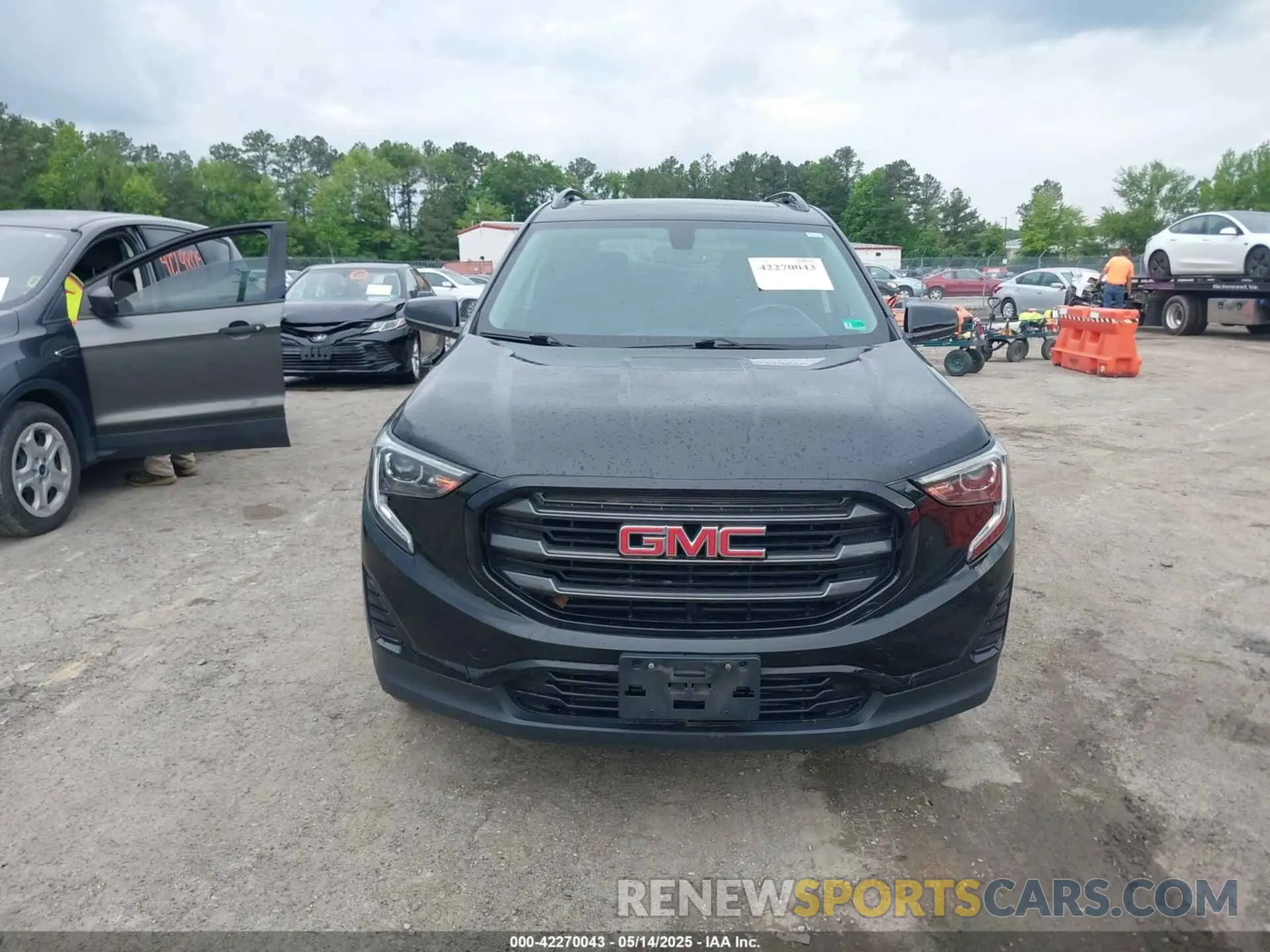 12 fotografías del automóvil dañado 3GKALTEV0KL171276 GMC TERRAIN 2019