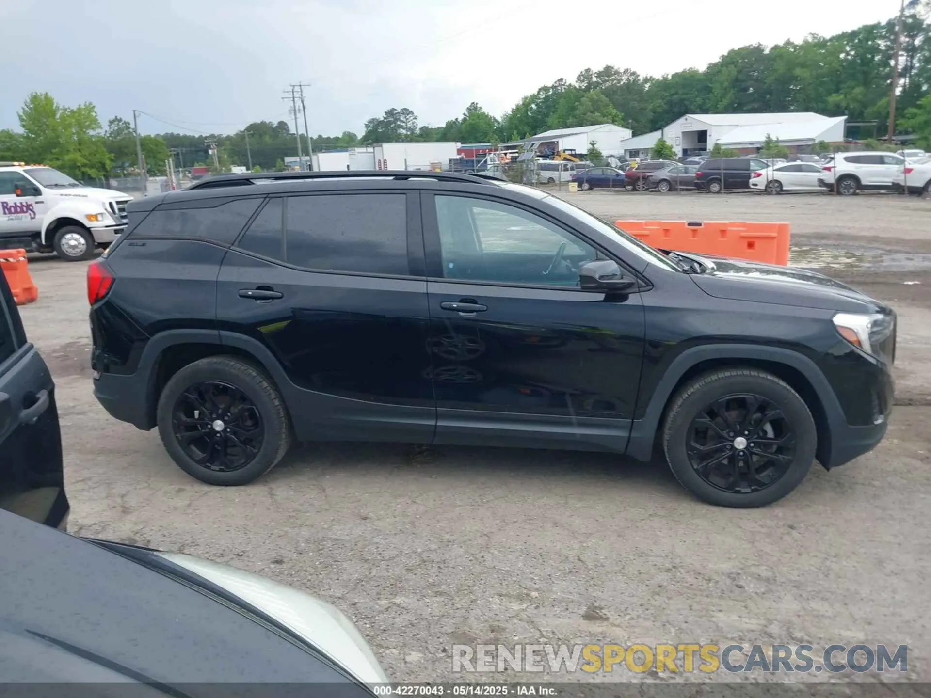 13 fotografías del automóvil dañado 3GKALTEV0KL171276 GMC TERRAIN 2019