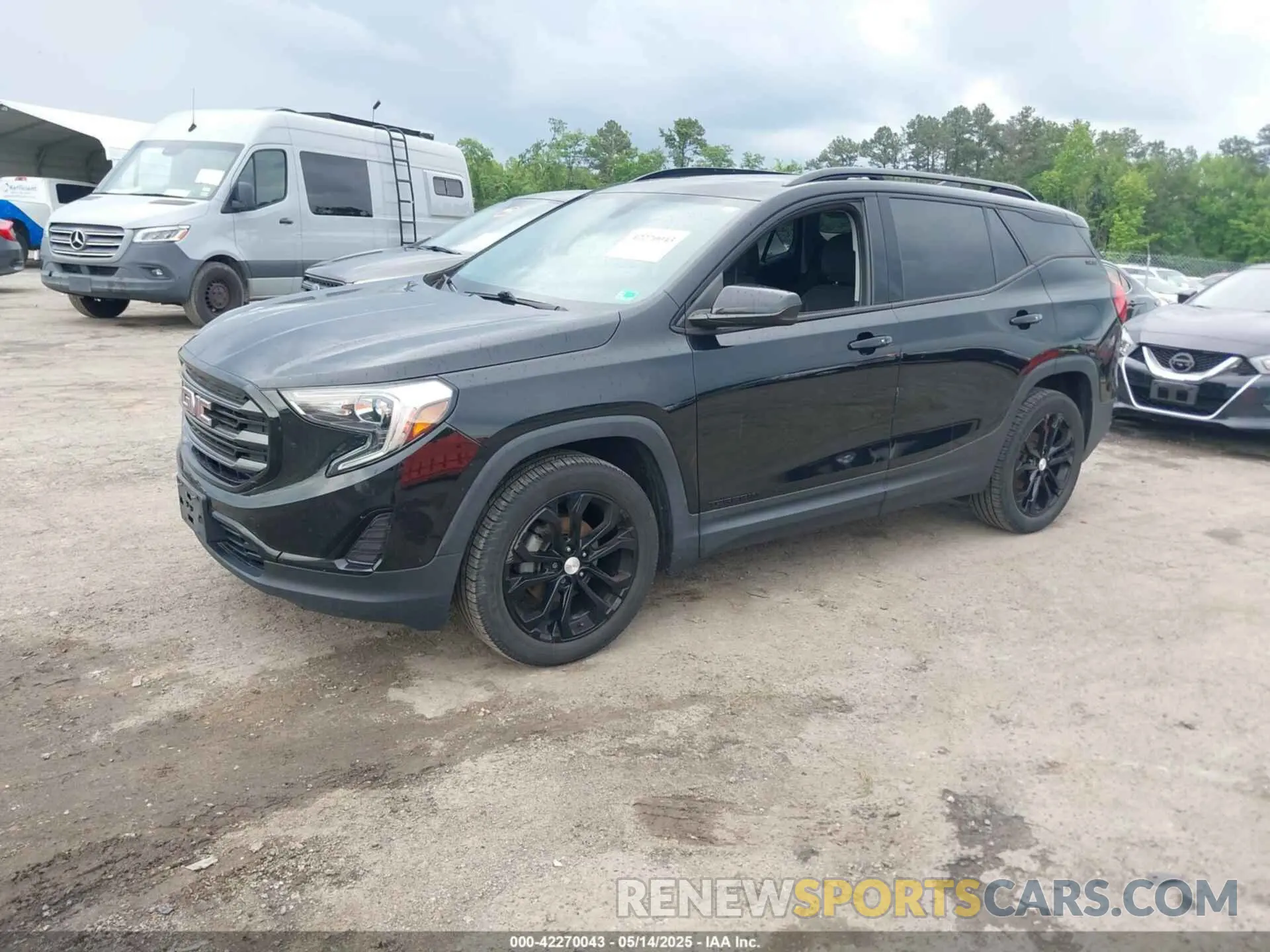 2 fotografías del automóvil dañado 3GKALTEV0KL171276 GMC TERRAIN 2019