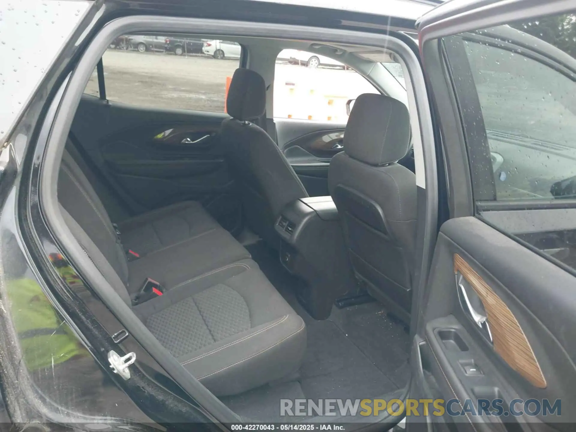 8 fotografías del automóvil dañado 3GKALTEV0KL171276 GMC TERRAIN 2019