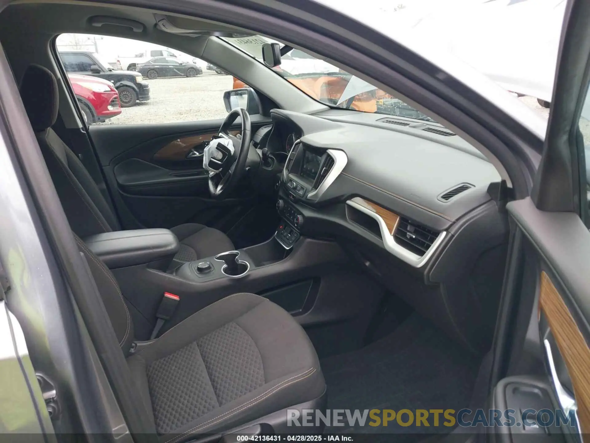 5 fotografías del automóvil dañado 3GKALTEV1KL379523 GMC TERRAIN 2019