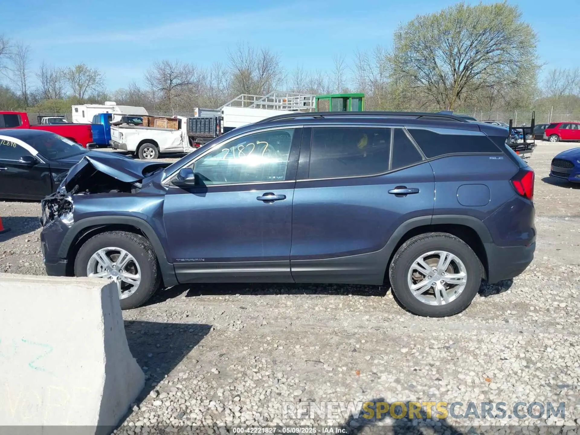14 fotografías del automóvil dañado 3GKALTEV2KL112911 GMC TERRAIN 2019