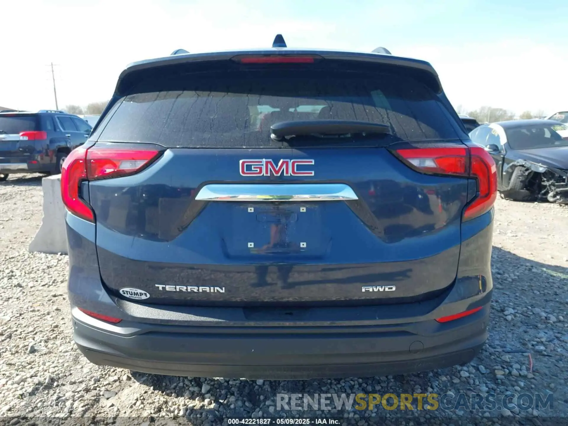 16 fotografías del automóvil dañado 3GKALTEV2KL112911 GMC TERRAIN 2019