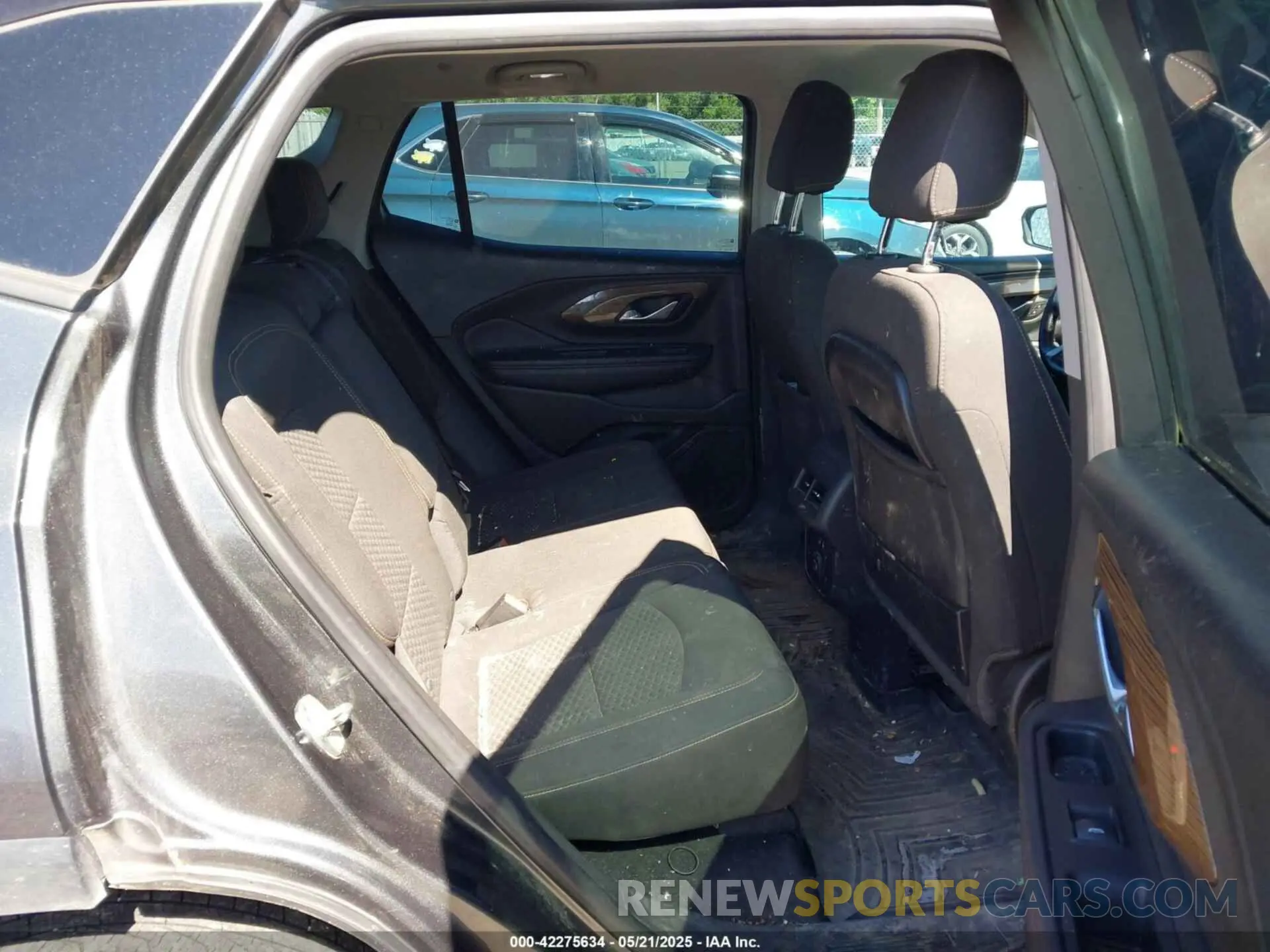 8 fotografías del automóvil dañado 3GKALTEV3KL370595 GMC TERRAIN 2019