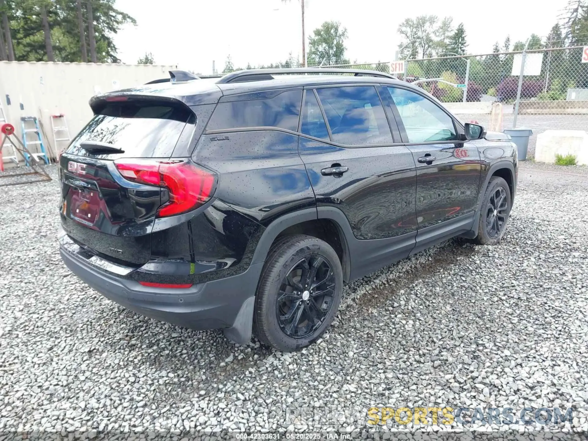4 fotografías del automóvil dañado 3GKALTEV4KL102283 GMC TERRAIN 2019