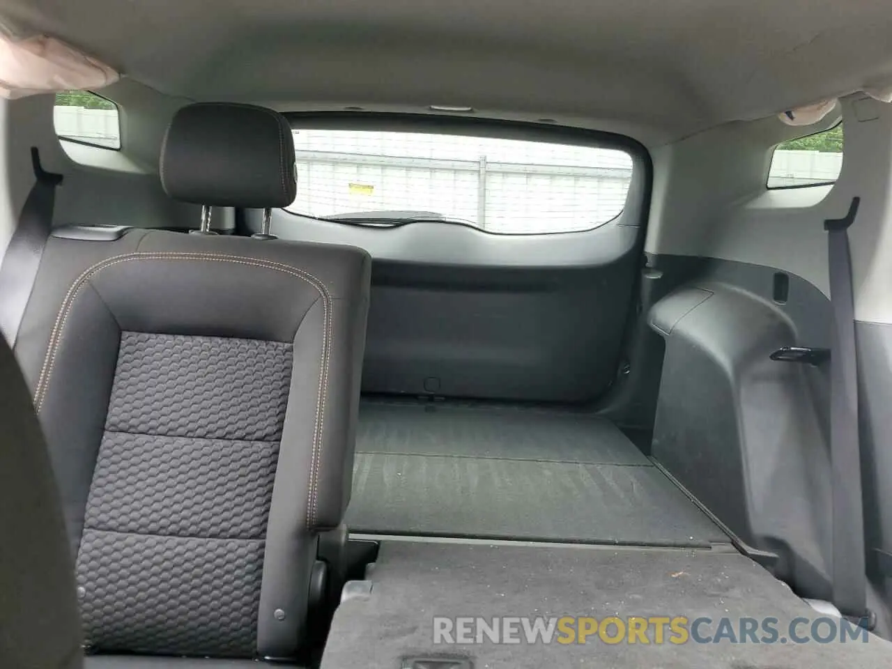 10 fotografías del automóvil dañado 3GKALTEV6KL161805 GMC TERRAIN 2019