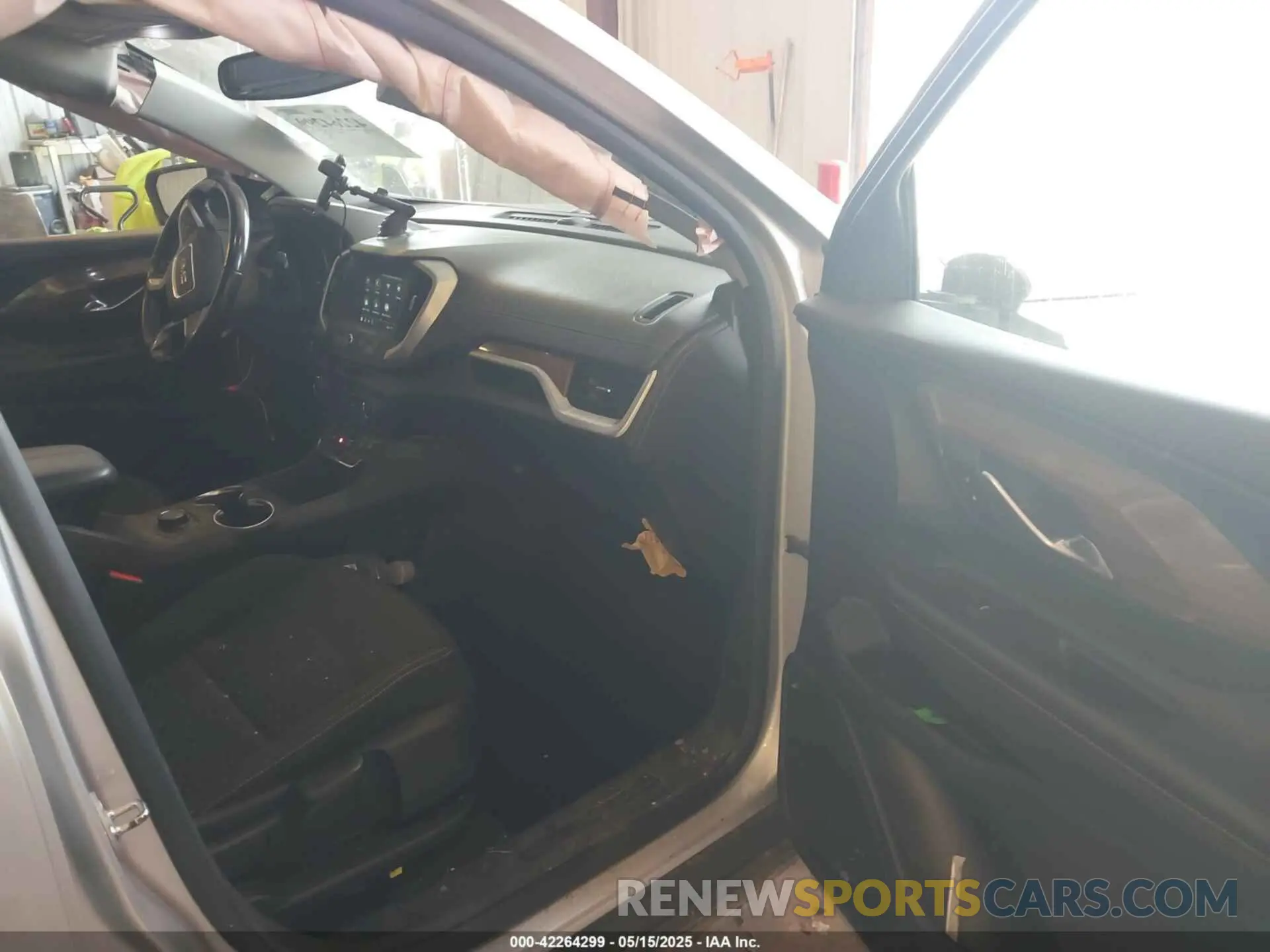 5 fotografías del automóvil dañado 3GKALTEV7KL209327 GMC TERRAIN 2019