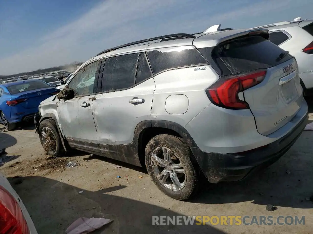 2 fotografías del automóvil dañado 3GKALTEV8KL199780 GMC TERRAIN 2019