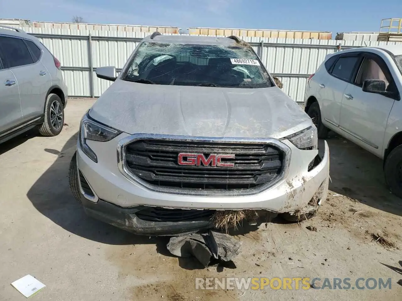 5 fotografías del automóvil dañado 3GKALTEV8KL199780 GMC TERRAIN 2019