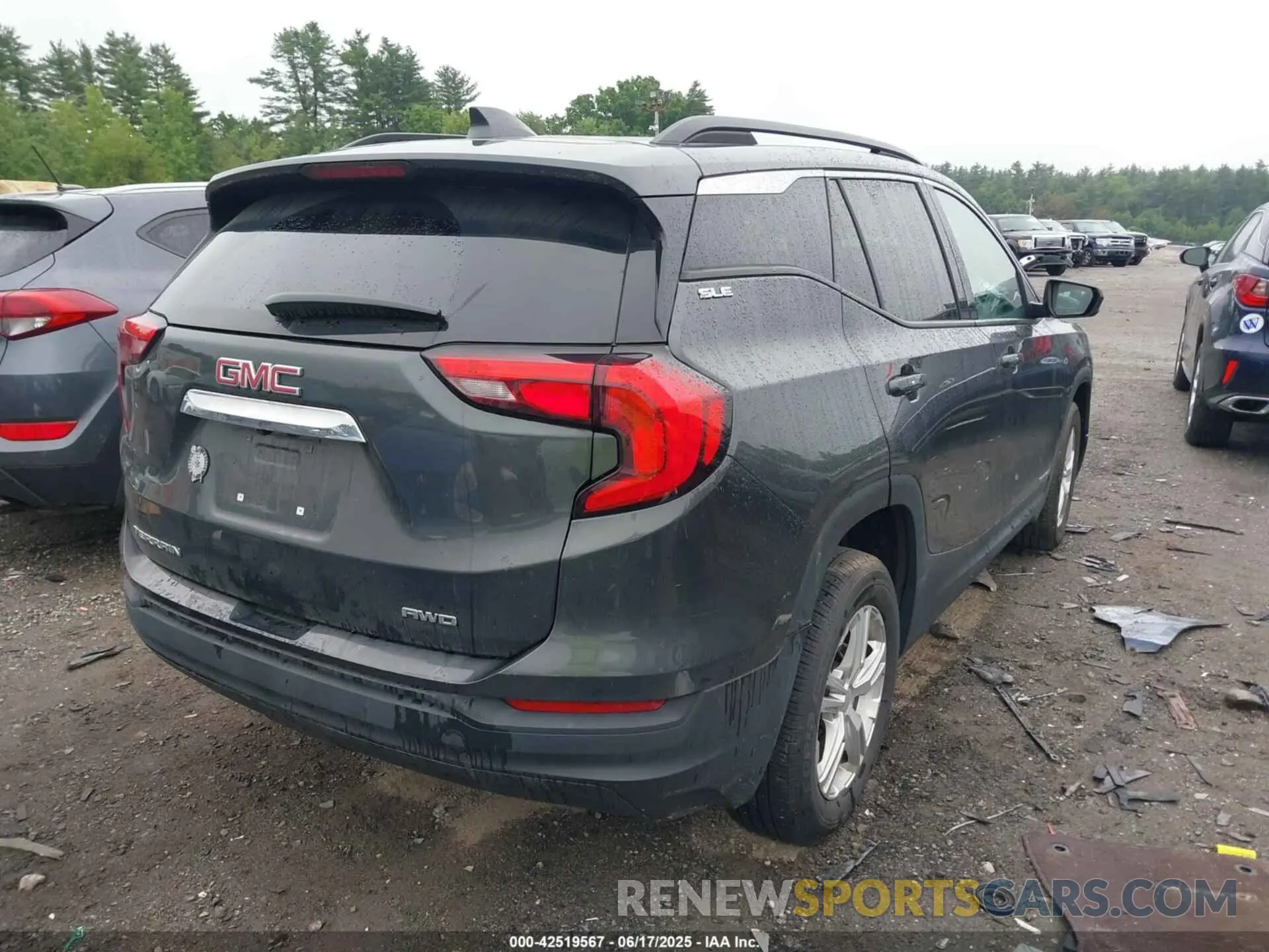 4 fotografías del automóvil dañado 3GKALTEV8KL378689 GMC TERRAIN 2019