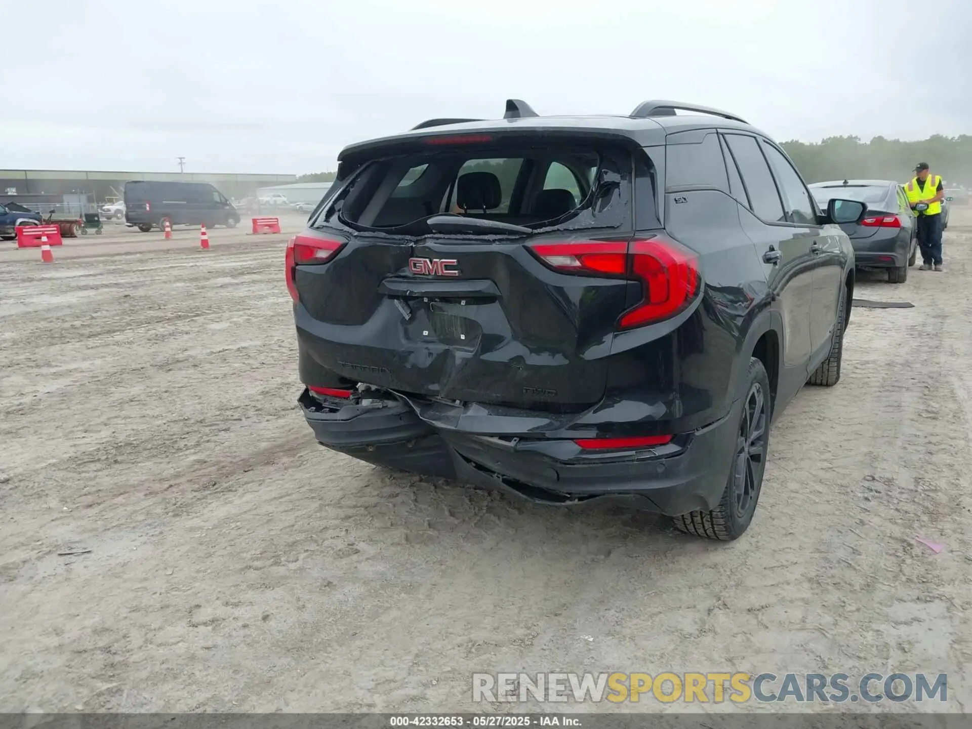 4 fotografías del automóvil dañado 3GKALVEV0KL102762 GMC TERRAIN 2019