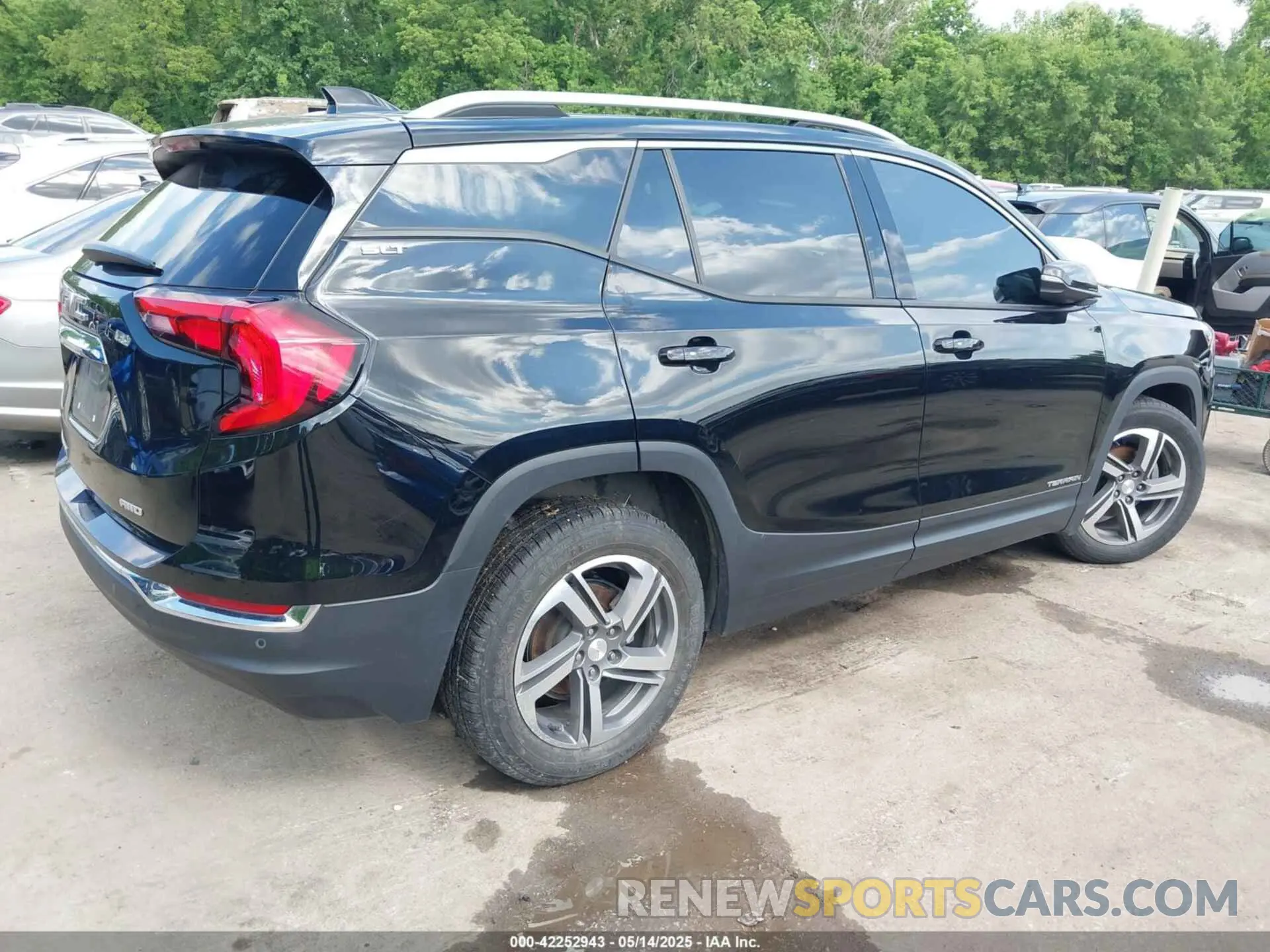 4 fotografías del automóvil dañado 3GKALVEV1KL324193 GMC TERRAIN 2019
