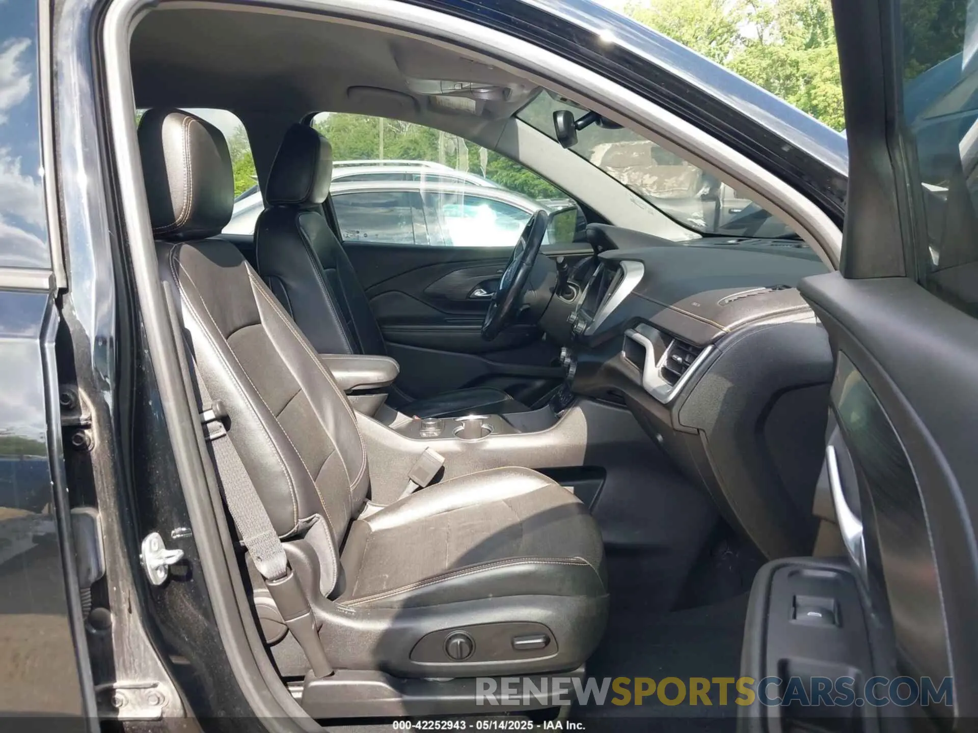 5 fotografías del automóvil dañado 3GKALVEV1KL324193 GMC TERRAIN 2019