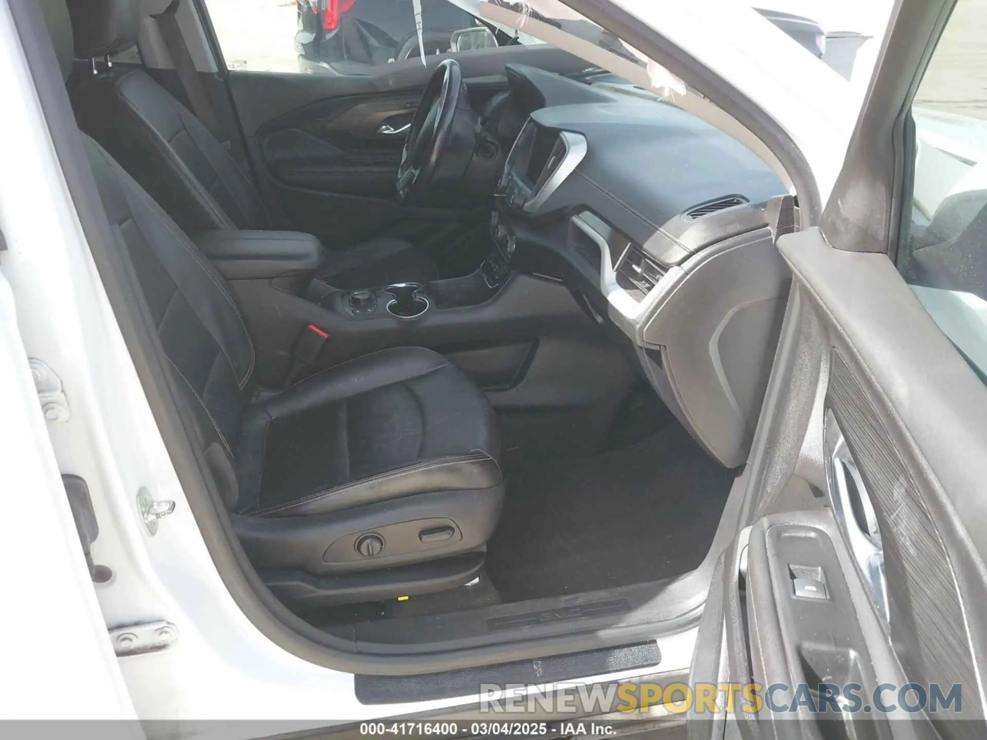 5 fotografías del automóvil dañado 3GKALVEV3KL253496 GMC TERRAIN 2019