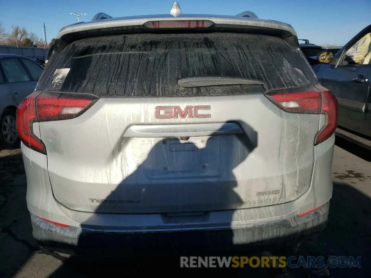 6 fotografías del automóvil dañado 3GKALVEV5KL233749 GMC TERRAIN 2019