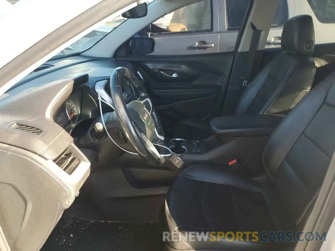 7 fotografías del automóvil dañado 3GKALVEV5KL233749 GMC TERRAIN 2019