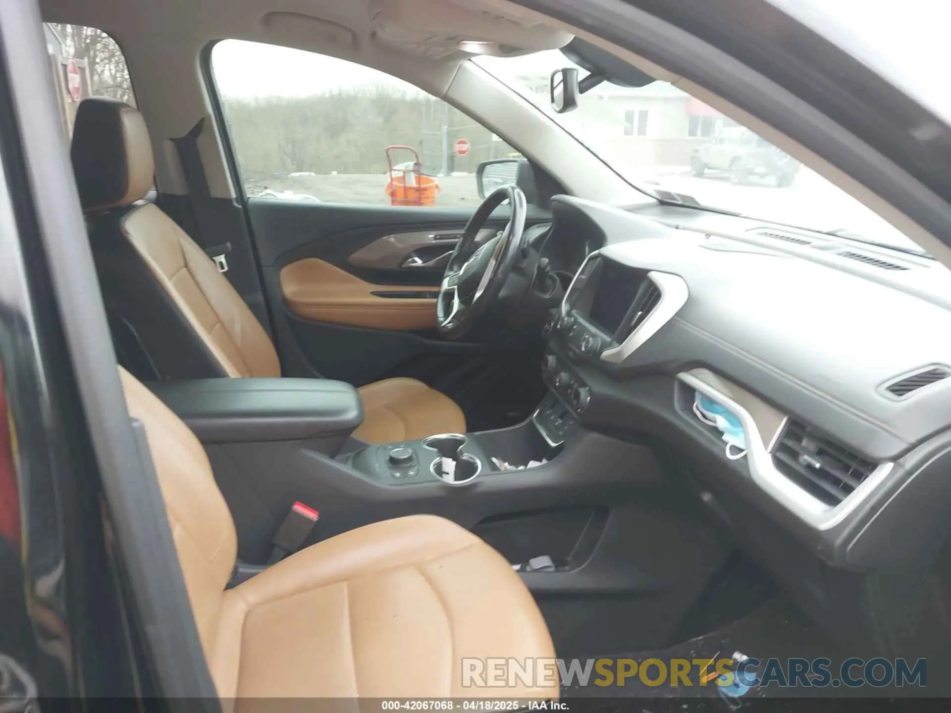 5 fotografías del automóvil dañado 3GKALVEV5KL306294 GMC TERRAIN 2019