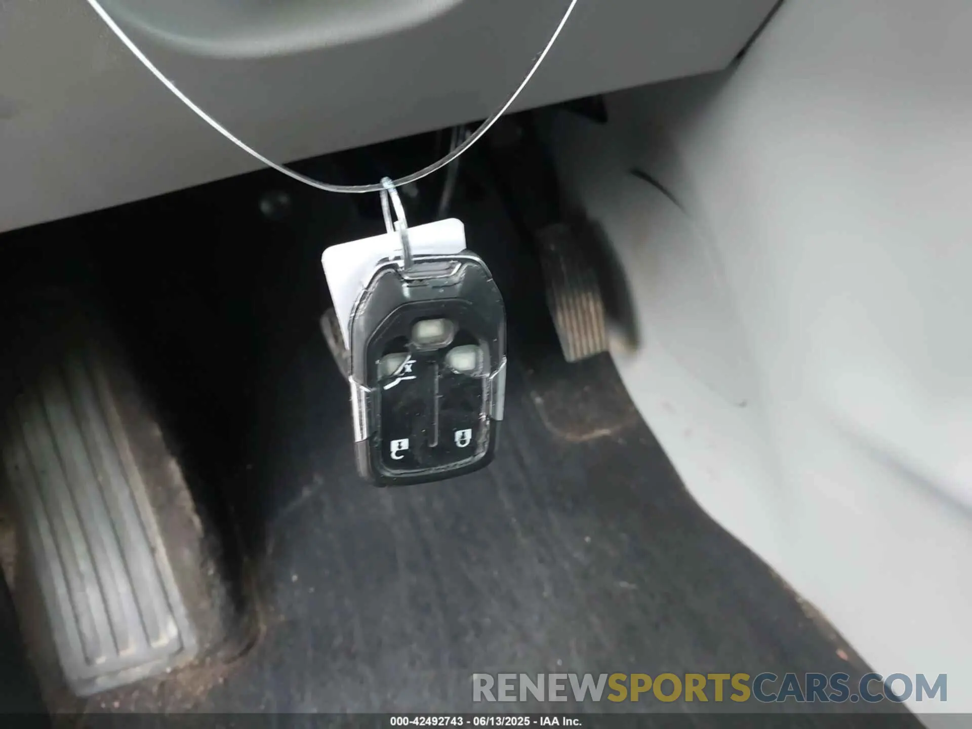 11 fotografías del automóvil dañado 3GKALVEV5KL348920 GMC TERRAIN 2019