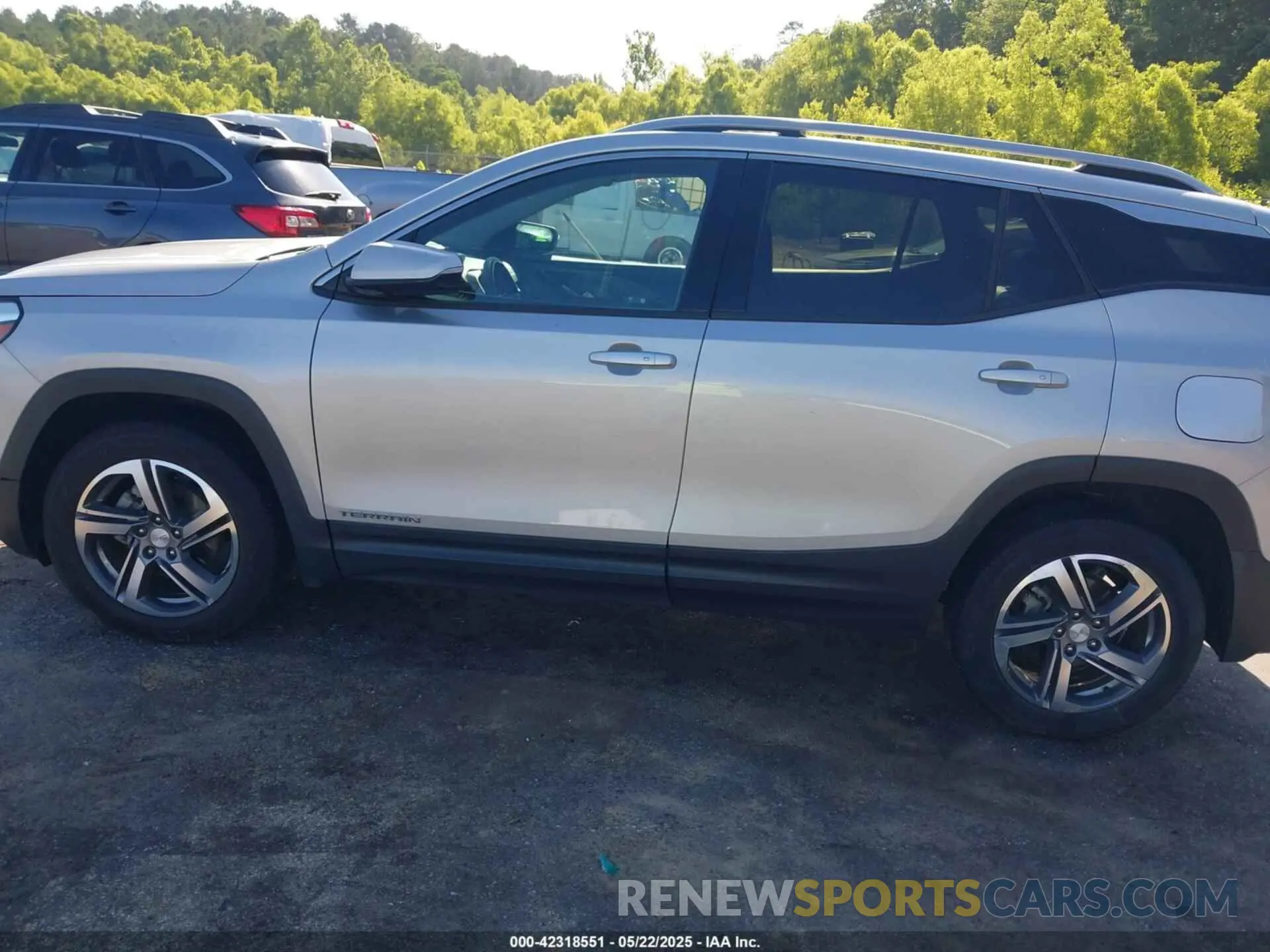 14 fotografías del automóvil dañado 3GKALVEV6KL341085 GMC TERRAIN 2019