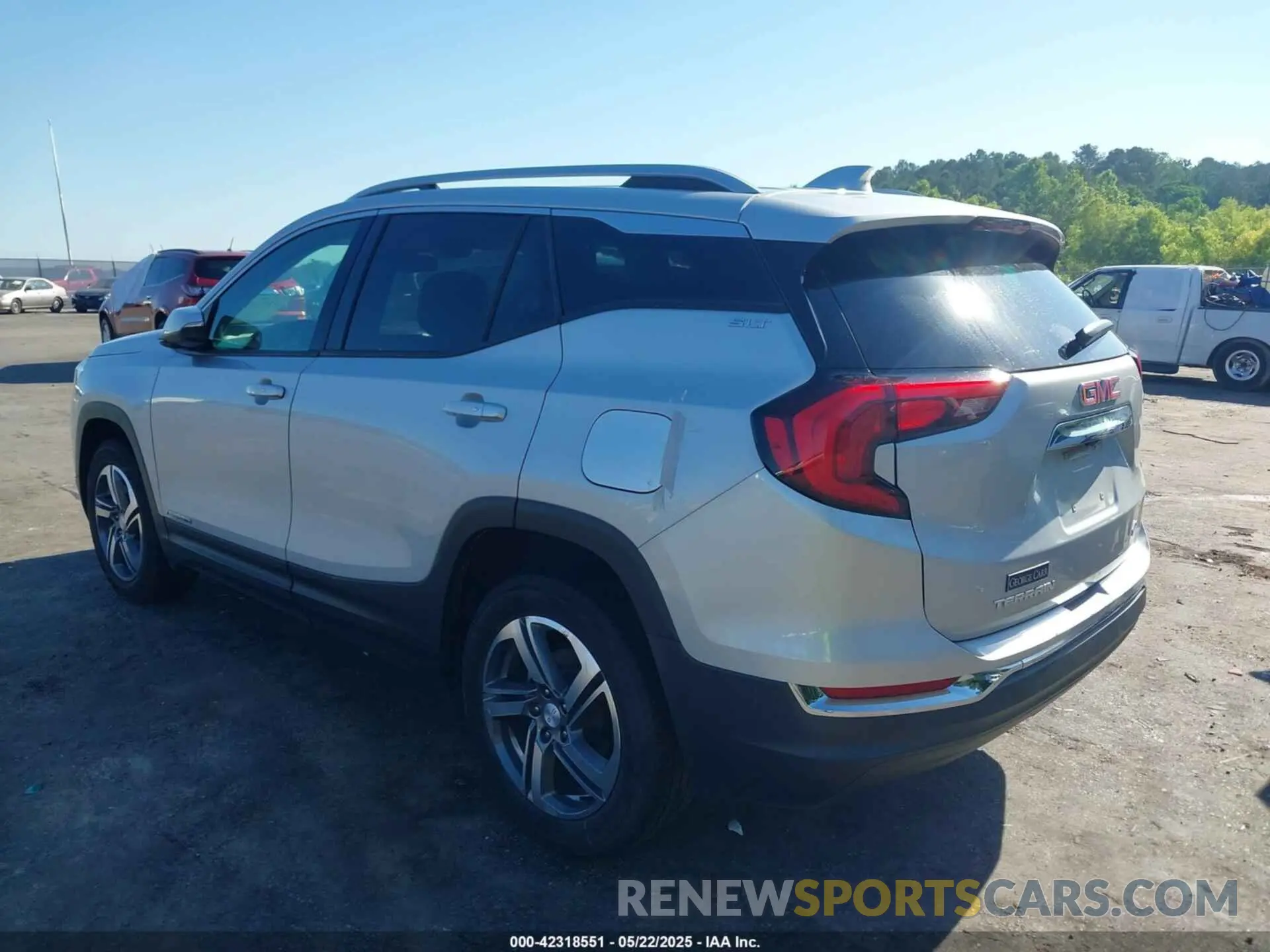 3 fotografías del automóvil dañado 3GKALVEV6KL341085 GMC TERRAIN 2019