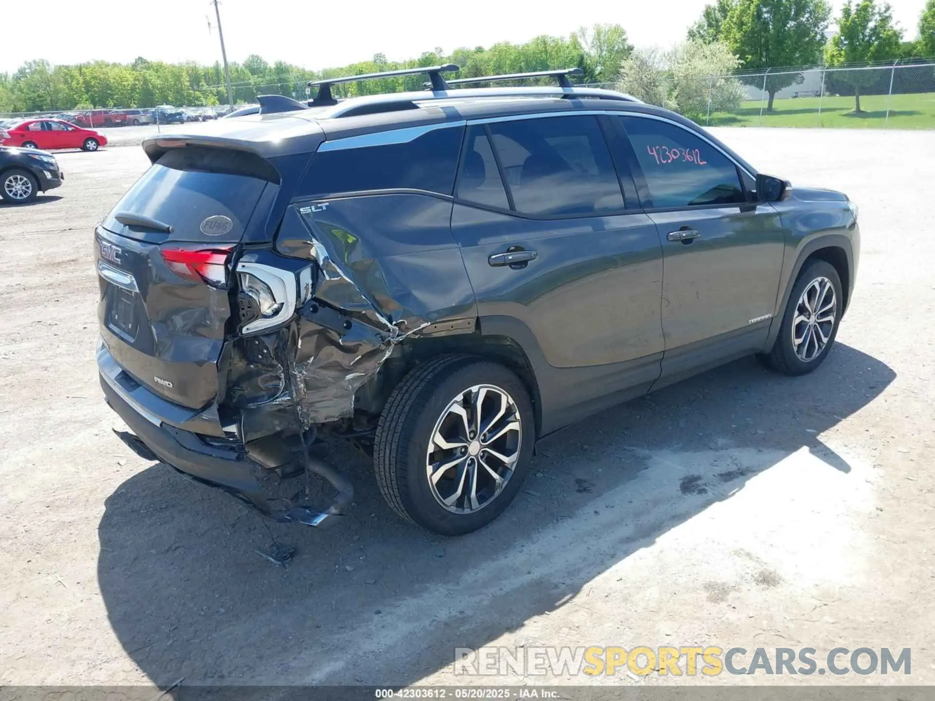 4 fotografías del automóvil dañado 3GKALVEX0KL231845 GMC TERRAIN 2019