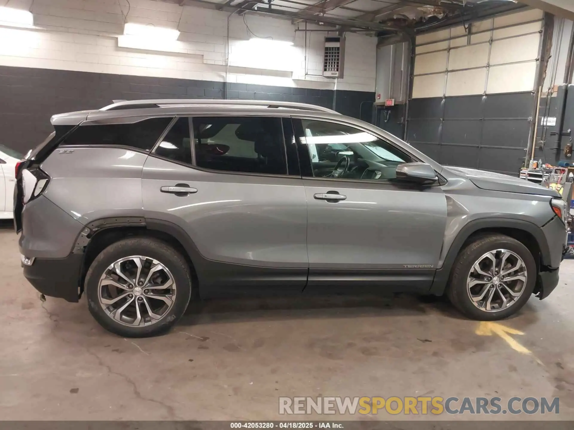 13 fotografías del automóvil dañado 3GKALVEX0KL309931 GMC TERRAIN 2019