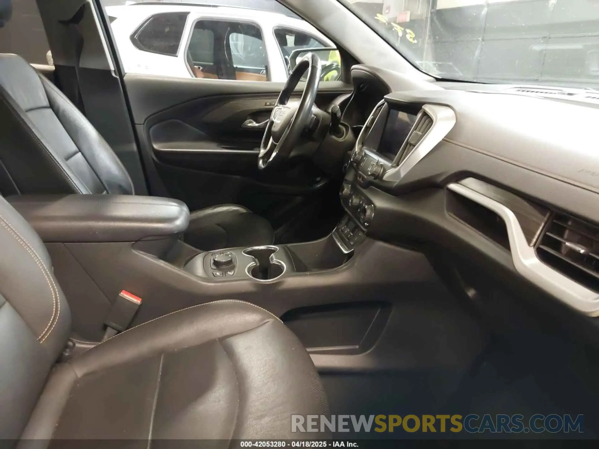 5 fotografías del automóvil dañado 3GKALVEX0KL309931 GMC TERRAIN 2019