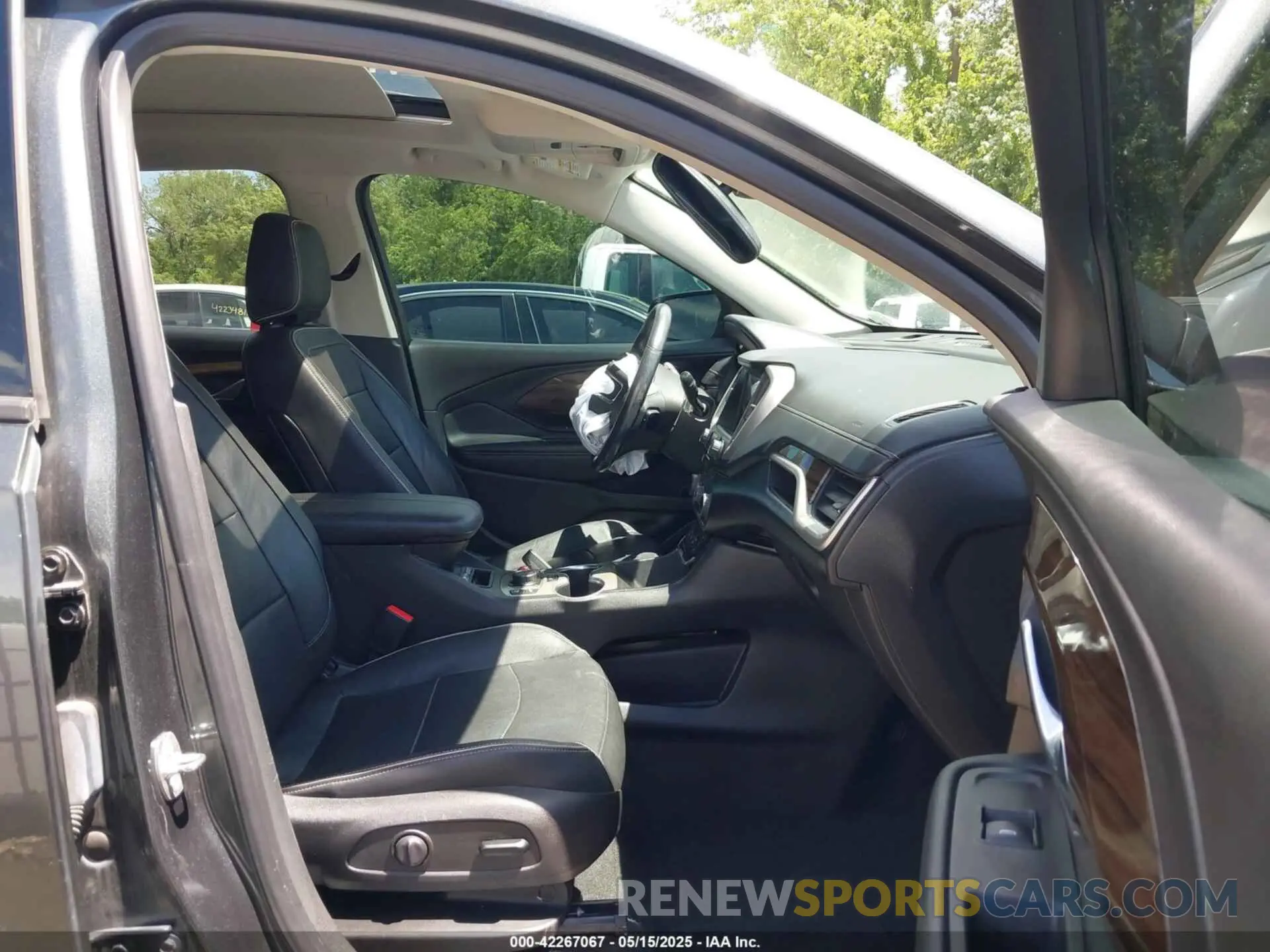 5 fotografías del automóvil dañado 3GKALXEX1KL375173 GMC TERRAIN 2019