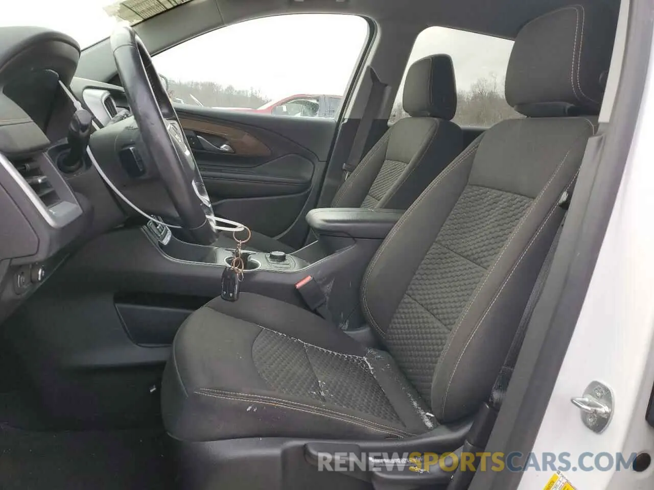 7 fotografías del automóvil dañado 3GKALMEV0LL215526 GMC TERRAIN 2020