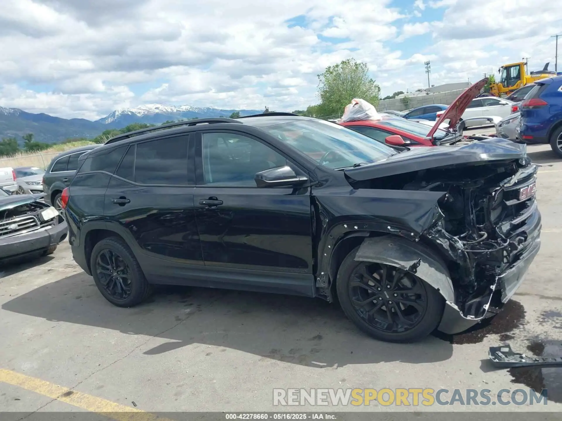 13 fotografías del automóvil dañado 3GKALMEV1LL344326 GMC TERRAIN 2020
