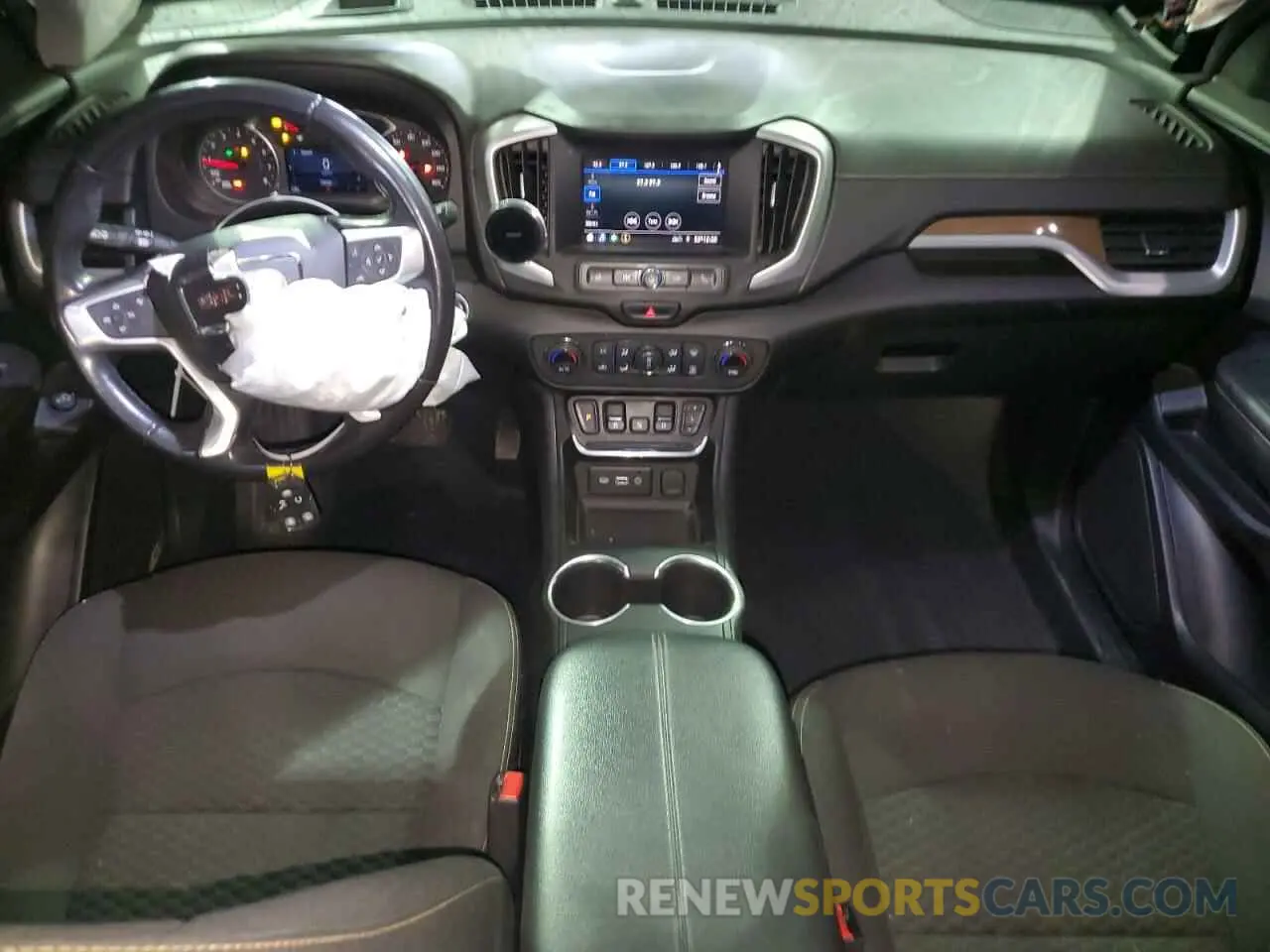 8 fotografías del automóvil dañado 3GKALMEV2LL124466 GMC TERRAIN 2020
