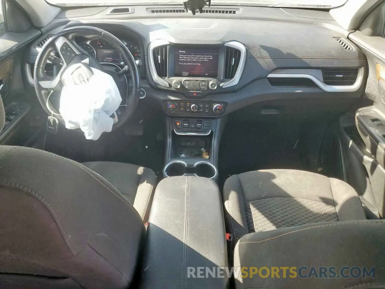8 fotografías del automóvil dañado 3GKALMEV2LL296240 GMC TERRAIN 2020