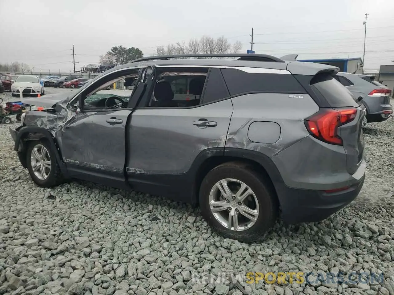 2 fotografías del automóvil dañado 3GKALMEV2LL334484 GMC TERRAIN 2020