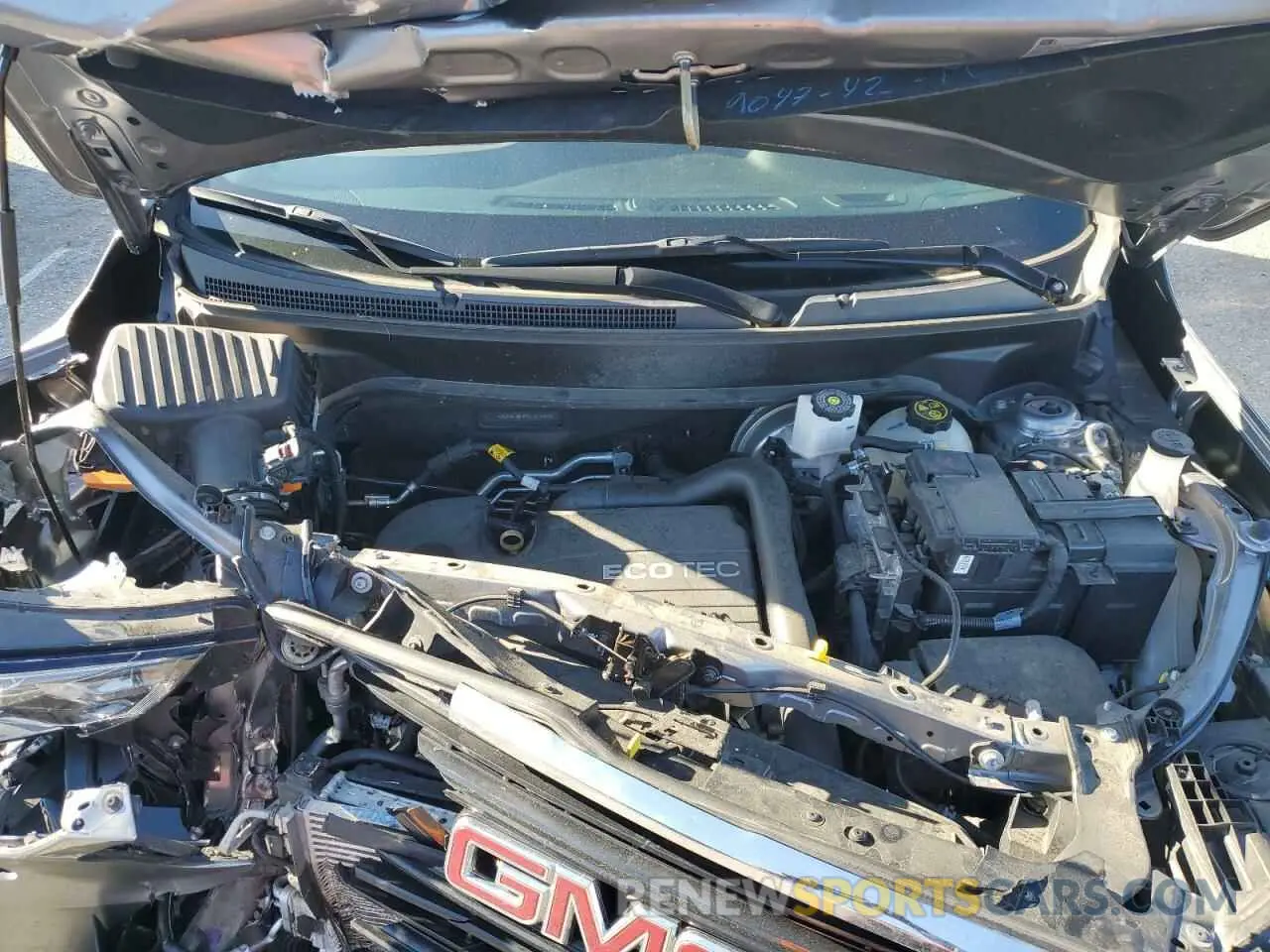 12 fotografías del automóvil dañado 3GKALMEV4LL311417 GMC TERRAIN 2020
