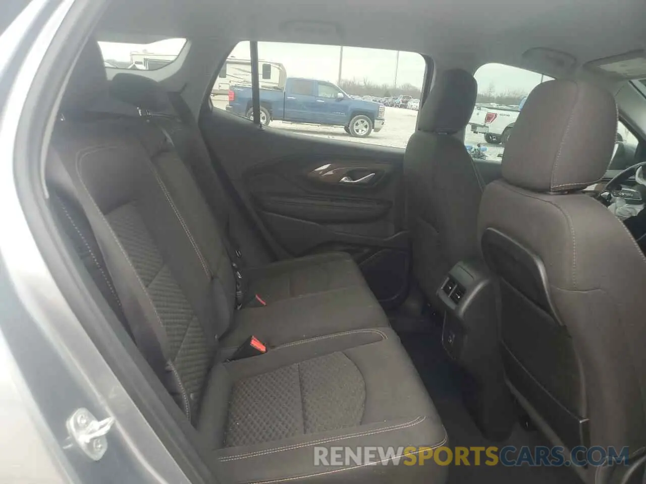 11 fotografías del automóvil dañado 3GKALMEV5LL202108 GMC TERRAIN 2020