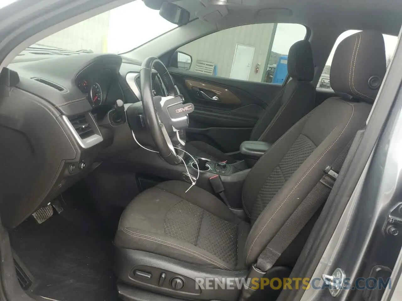 7 fotografías del automóvil dañado 3GKALMEV5LL202108 GMC TERRAIN 2020